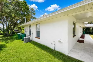 257 Camillia Ln, Port Charlotte, FL 33954 - Photo 4