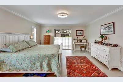 7913 Broadmoor Pines Boulevard, Sarasota, FL 34243 - Photo 2
