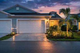 1614 Royal Ct, Port Charlotte, FL 33980 - Photo 4