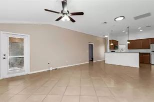 11672 Anhinga Ave, Venice, FL 34292 - Photo 6