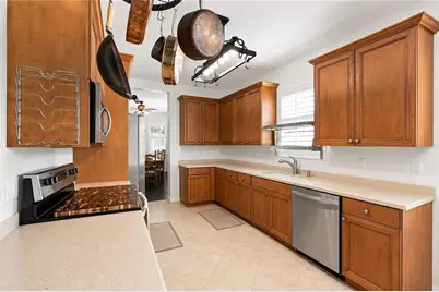16560 Goldenrod Lane #201, Alva, FL 33920 - Photo 8