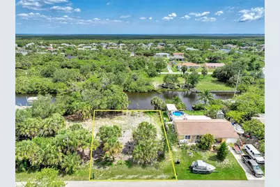 18422 Van Nuys Circle, Port Charlotte, FL 33948 - Photo 10