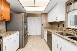 209 Rockwood St NW, Port Charlotte, FL 33952 - Photo 10