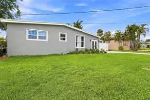 6488 Angle Pl, North Port, FL 34287 - Photo 2