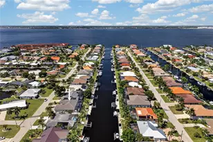 76 Hibiscus Dr, Punta Gorda, FL 33950 - Photo 4