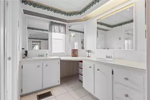 2100 Kings Hwy, Port Charlotte, FL 33980 - Photo 12