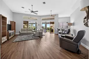 632 Crossfield Cir, Venice, FL 34293 - Photo 4