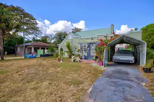 2577 Lake Lillian Dr, Avon Park, FL 33825 - Photo 2