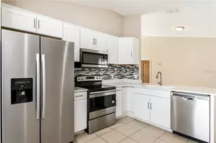 348 Walpole Loop, Davenport, FL 33897 - Photo 6