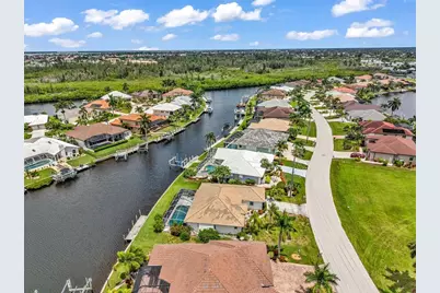 1352 Pine Siskin Drive, Punta Gorda, FL 33950 - Photo 38