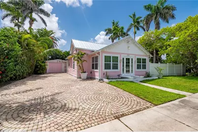 717 W Marion Avenue, Punta Gorda, FL 33950 - Photo 1