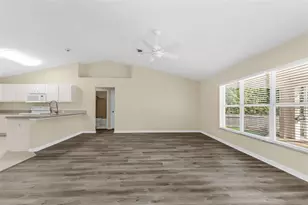 5570 Montego Ln, Port Charlotte, FL 33981 - Photo 8