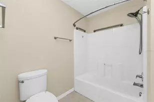5570 Montego Ln, Port Charlotte, FL 33981 - Photo 12