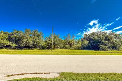 16550 Prairie Creek Boulevard, Punta Gorda, FL 33982 - Photo 4