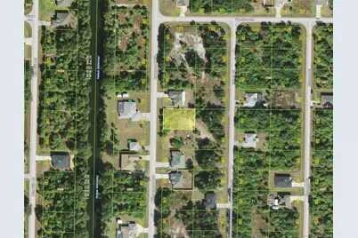 430 Ravenswood Boulevard, Port Charlotte, FL 33954 - Photo 2