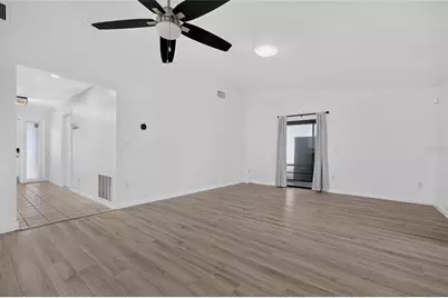 3917 Sawyerwood Road, Sarasota, FL 34233 - Photo 6