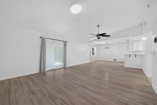 3917 Sawyerwood Rd, Sarasota, FL 34233 - Photo 8