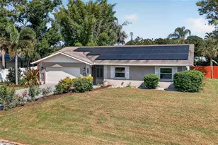 3917 Sawyerwood Rd, Sarasota, FL 34233 - Photo 1