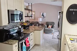 2522 Nanette Ln, North Port, FL 34286 - Photo 10