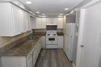11025 Pickering Lane, Port Richey, FL 34668 - Photo 6