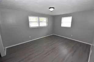 11025 Pickering Ln, Port Richey, FL 34668 - Photo 14