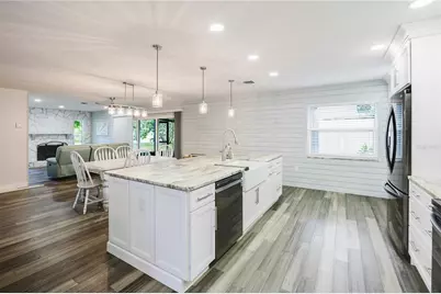 625 E Baffin Drive, Venice, FL 34293 - Photo 8