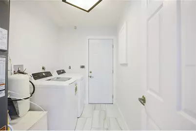 625 E Baffin Drive, Venice, FL 34293 - Photo 26