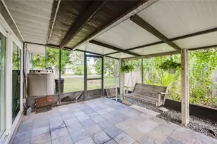 625 E Baffin Dr, Venice, FL 34293 - Photo 30
