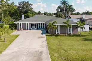 625 E Baffin Dr, Venice, FL 34293 - Photo 1