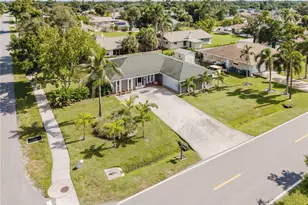 625 E Baffin Dr, Venice, FL 34293 - Photo 42