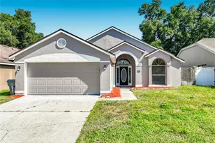 1365 Crawford Dr, Apopka, FL 32703 - Photo 1