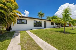 410 W Grace St, Punta Gorda, FL 33950 - Photo 2