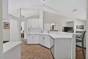 1406 Woodcrest Ln, North Port, FL 34286 - Photo 10