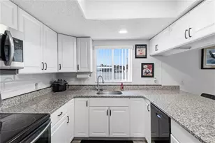 22278 Vick St, Port Charlotte, FL 33980 - Photo 12