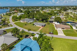 3173 Peace River Dr, Punta Gorda, FL 33983 - Photo 32