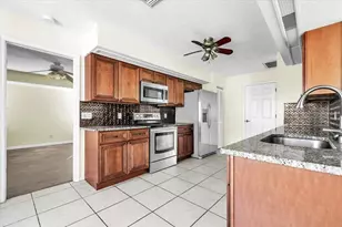 849 Dobell Terrace NW, Port Charlotte, FL 33948 - Photo 10