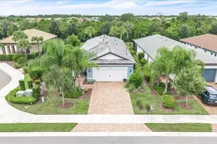 7538 Summerland Cove, Lakewood Ranch, FL 34202 - Photo 2