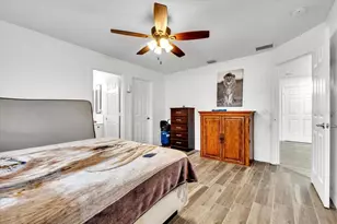 405/407 NE 24th Ave, Cape Coral, FL 33909 - Photo 22