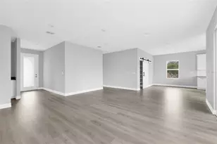 17030 Espana Cir, Punta Gorda, FL 33955 - Photo 10