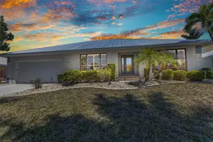 2718 St Thomas Dr, Punta Gorda, FL 33950 - Photo 2
