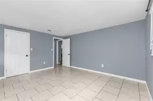 573 Skylark Ln NW, Port Charlotte, FL 33952 - Photo 24