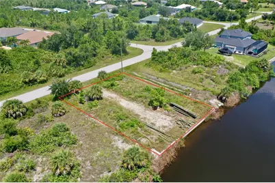 8528 Santa Cruz Drive, Port Charlotte, FL 33981 - Photo 12
