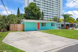 6761 Hibiscus Ave S, South Pasadena, FL 33707 - Photo 2