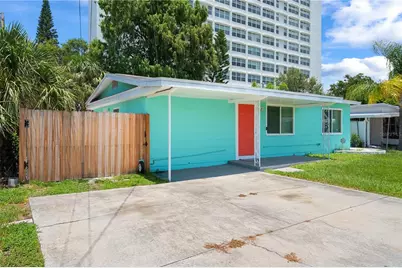 6761 Hibiscus Avenue S, South Pasadena, FL 33707 - Photo 4