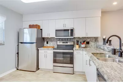 175 Kings Highway #733, Punta Gorda, FL 33983 - Photo 6