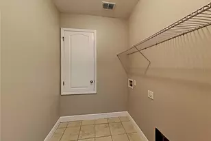 7033 Feather Wood Dr, Ruskin, FL 33573 - Photo 6
