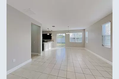 7033 Feather Wood Dr, Ruskin, FL 33573 - Photo 10