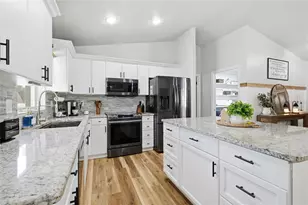 2244 Penguin Ln, North Port, FL 34286 - Photo 10