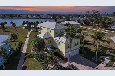 6751 Portside Lane, Englewood, FL 34223 - Photo 2