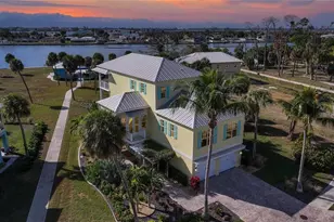 6751 Portside Ln, Englewood, FL 34223 - Photo 2